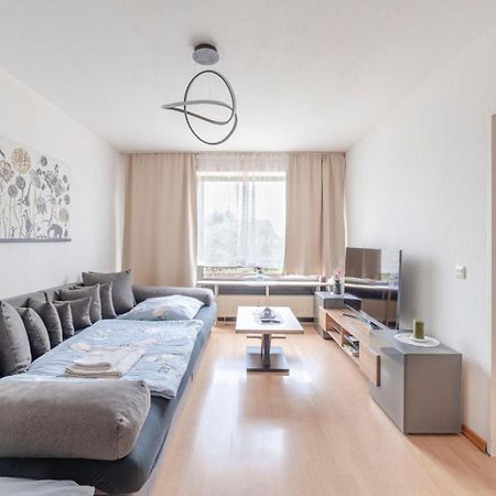 Schoene, Moeblierte Wohnung Mit Balkon Und Tiefgarage Düsseldorf Zewnętrze zdjęcie
